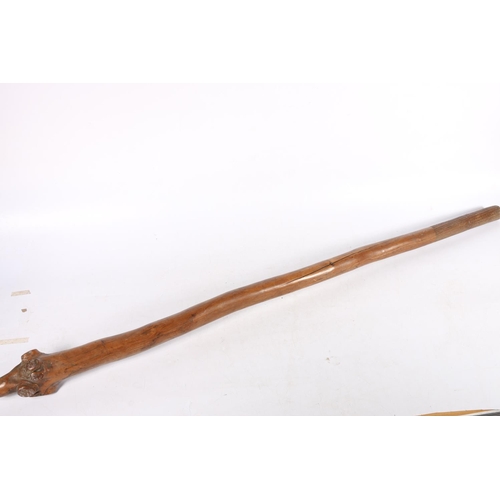 578 - Fijian root wood pole club of Vanikau or Waka Melanesia type with tavatava carved grip, 110cm long.