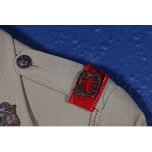 598 - South African Army uniform, a summer jacket with label 'H Carelsen', the epaulettes with WAAS VLHD s... 