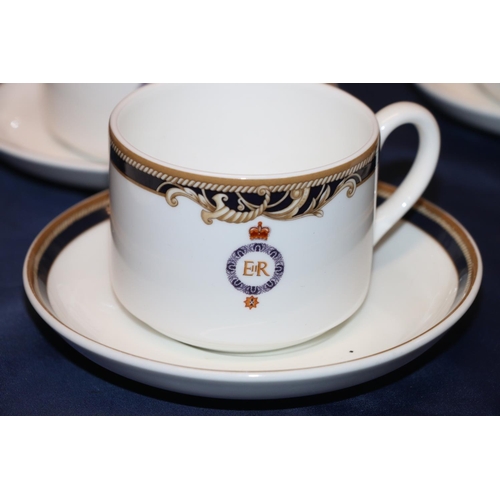 612 - Sixty-piece Wedgwood five-star bone china dinner and tea service from the Royal Scots Club, each pie... 