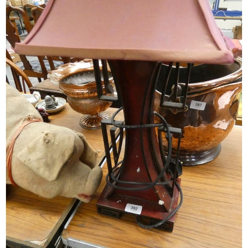 392 - Large Oriental table lamp (electrical testing / rewiring required).