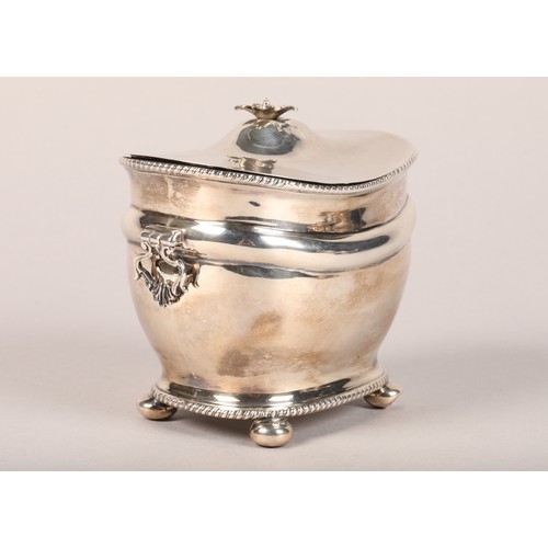 203 - Edwardian silver sugar basin and cover, raised on bun feet, assay marked London 1905 weight 220g