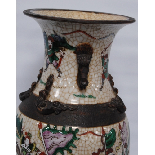 263 - Chinese crackle glazed vase (20th century) decorated with a battle scene in polychrome enamels, with... 