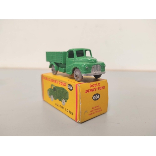 10 - Dinky Dublo: Eleven vintage die-cast boxed model vehicles to include Austin Taxi 067, Austin Lorry 0... 