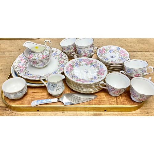 229 - New Chelsea tea ware