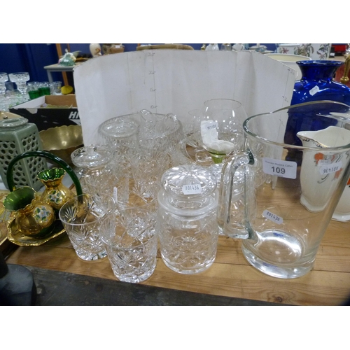 109 - Collection of cut glass to include six tumblers, two fruit bowls, brandy balloons etc.