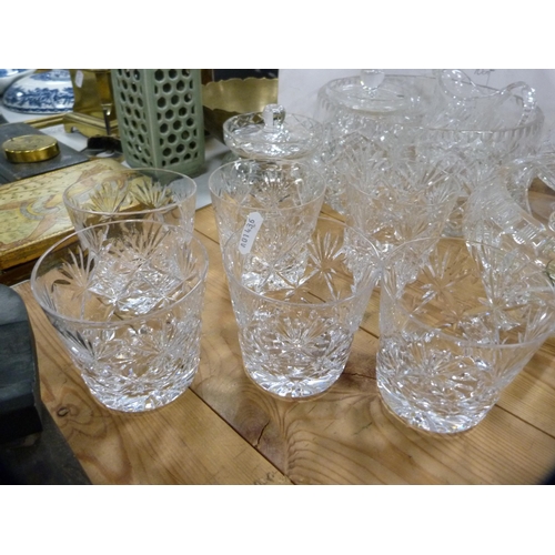 109 - Collection of cut glass to include six tumblers, two fruit bowls, brandy balloons etc.