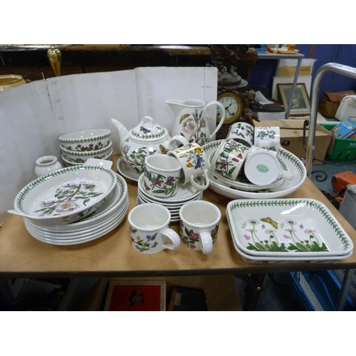 120 - Collection of various Portmeirion items including dishes, teapot, bowls, cups and saucers etc.