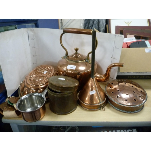 161 - Group of copper to include a copper and brass tea kettle, syphon, moulds, brandy pan, chestnut roast... 