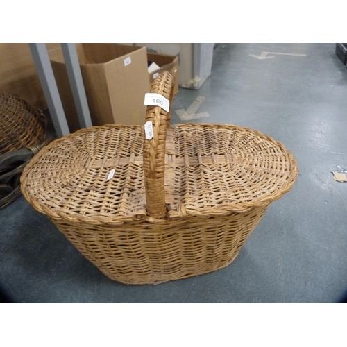 165 - Group of wicker baskets.