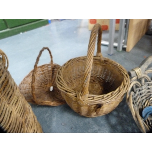 165 - Group of wicker baskets.