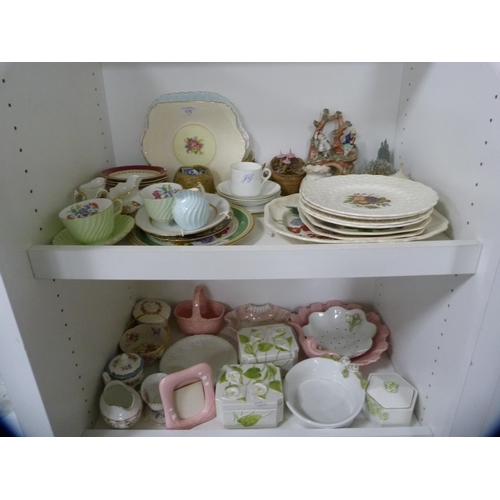 175 - Miscellaneous ceramics to include a Staffordshire figure group, biscuit plates, Aynsley cream and su... 