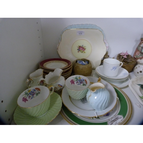 175 - Miscellaneous ceramics to include a Staffordshire figure group, biscuit plates, Aynsley cream and su... 