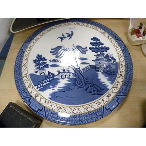 23 - Two cased sets of cutlery, Carlton Ware dish, 'Willow' pattern platter, Old Foley dish etc.