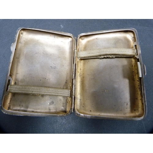 257 - Small silver cigarette case and a silver card case, 108.5g gross.