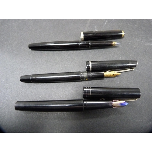 263 - Group of fountain and other pens to include Sheaffer ballpoint pens etc.