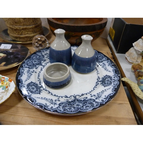 81 - Two Nigel Hemming collector's plates, pottery jug, wooden bowl, condiments etc.