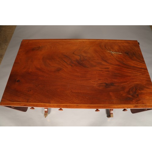 477 - Inlaid mahogany sofa table, with twin drop leaves and twin fitted drawers, length 92cm, width 51cm, ... 