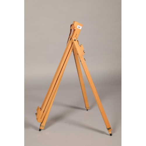 446 - Wooden artists easel