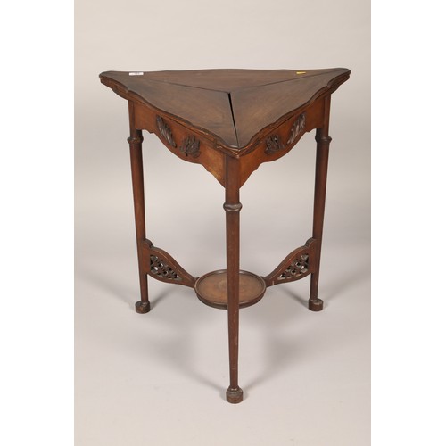 481 - Mahogany open out card table