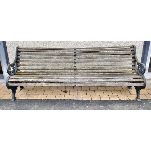 450 - Garden seat