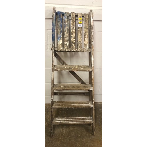 583 - Old wooden ladders