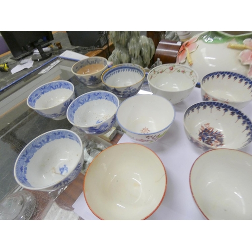 364 - Group of 18th century tea bowls.