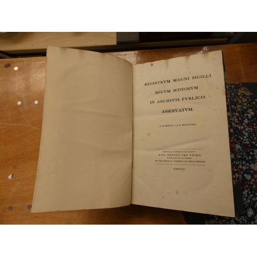 164 - BANNATYNE CLUB.  Registrum Honoris de Morton. 2 vols. Quarto. Orig. half leather, rubbing ... 