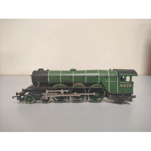 161 - Hornby Railways. Collection of 00 gauge engines and rolling stock to include an R369 BR Diesel class... 