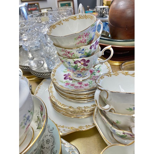 261 - Paragon and Royal Albert part teasets.