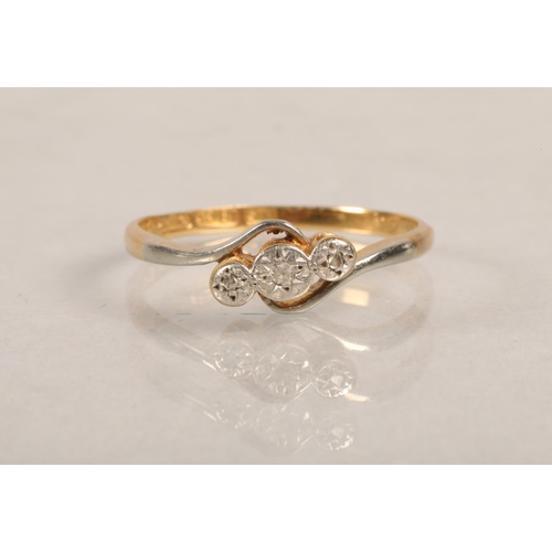 118 - Lady's 19ct gold three stone ring, size N.