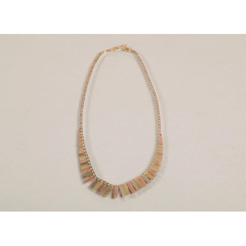 89 - 9ct gold tri-coloured necklace, 7g.