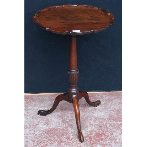 367 - George III mahogany tea table, c. late 18th century, with snap-action piecrust edge top, on plain co... 