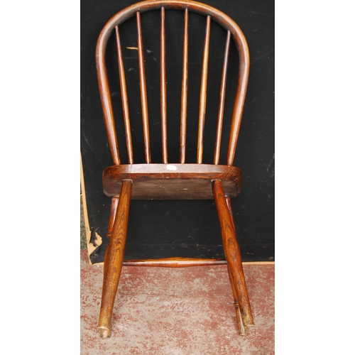 386 - Set of four antique ash and elm Windsor-type chairs, each with a hoop frame and stick back, peg join... 