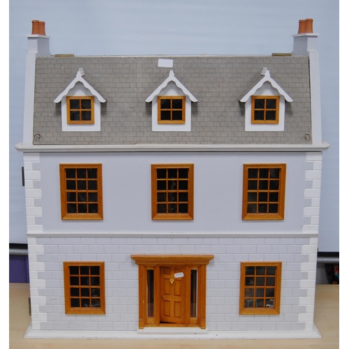 207 - Painted wood doll's house of large size with door opening to reveal six rooms with furnishings, 81cm... 