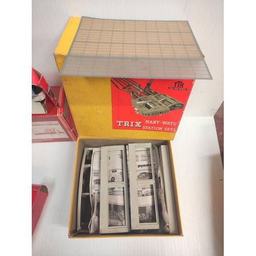 124 - Box of model railway components to include Trix 