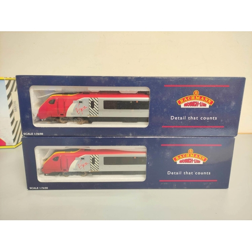 143 - Bachmann - 00 gauge Virgin Voyager, class 220 four car 'Grampian Voyager' train set no 21-601, boxed... 