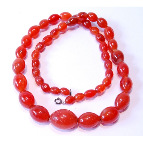 108 - Carnelian graduated bead necklet.