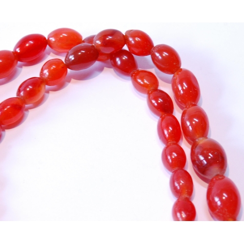 108 - Carnelian graduated bead necklet.