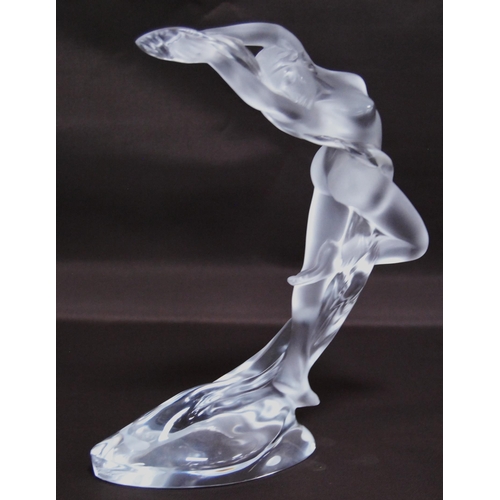 214 - Lalique of France clear and frosted figure in the form of a nude female (20th century), Lalique Pari... 