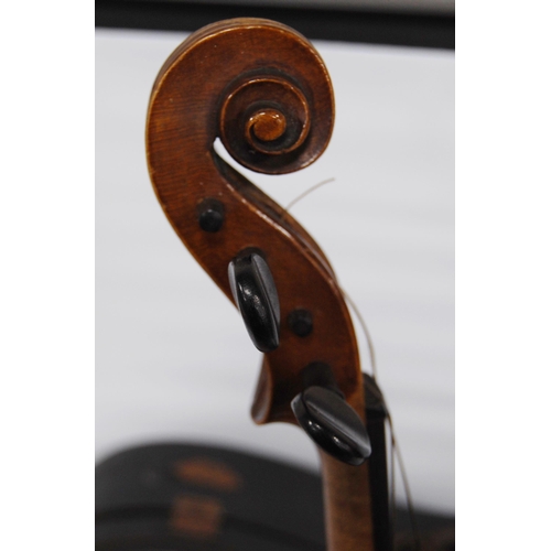 206 - Antique violin, one-piece back, stamped Gesch, no. 614636 to the mount at the chin rest, approximate... 