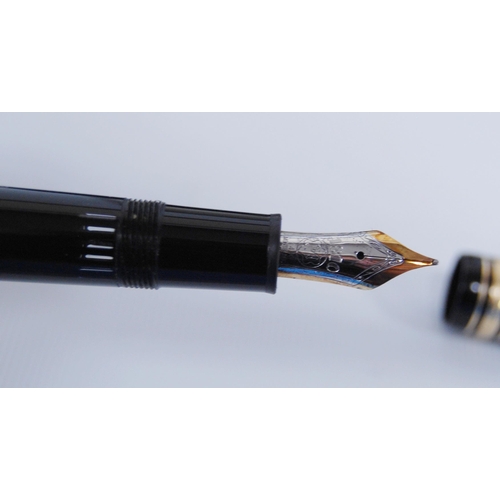 180 - Montblanc Meisterstück fountain pen with 14ct gold nib, no. 4810, with Montblanc ink bottle and cont... 