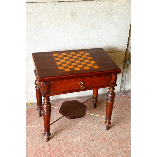 688 - Late 19th century oak games compendium complete with chess set, cards and bone dominos. raised on tr... 