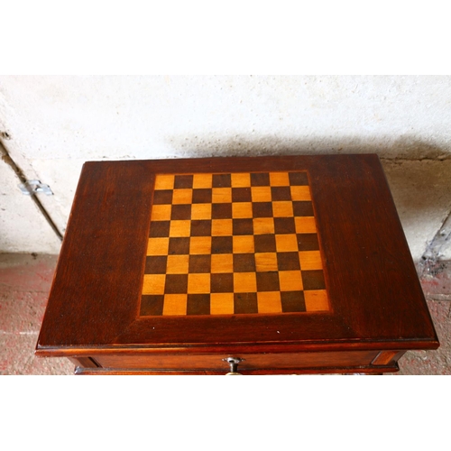 688 - Late 19th century oak games compendium complete with chess set, cards and bone dominos. raised on tr... 