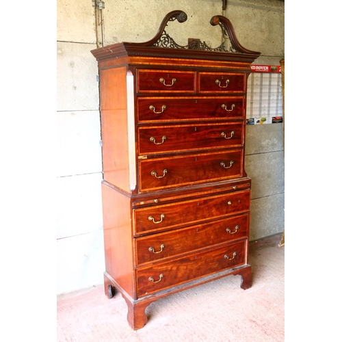 699 - George III mahogany chest on chest, dentil work cornice, the swan neck pediment with fret work, over... 