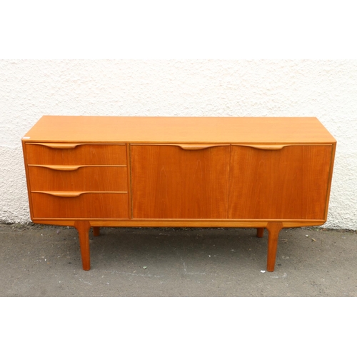 591 - 1960s McIntosh Dunvegan teak sideboard, 154 x 75 x 44cm.