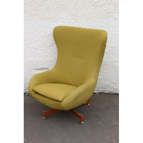 598 - Mid-century design swivel egg chair by Greaves & Thomas, upholstered in lime green fabric.