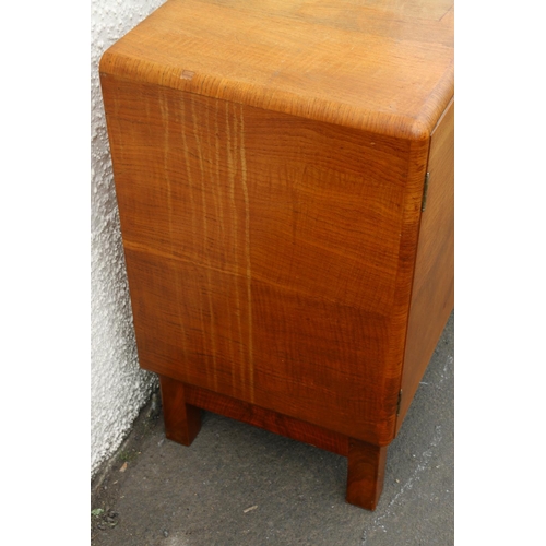 600 - Art Deco limed oak sideboard by Heals of London, the four central drawers flanked by cabinet doors, ... 