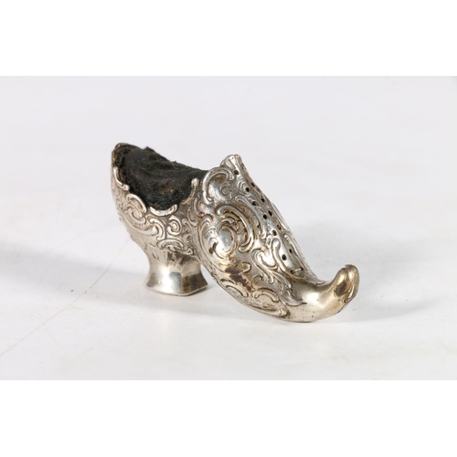 67C - Edward VII novelty pin cushion in the form of a shoe, hallmarked Maurice Freeman, Chester (Import Ma... 