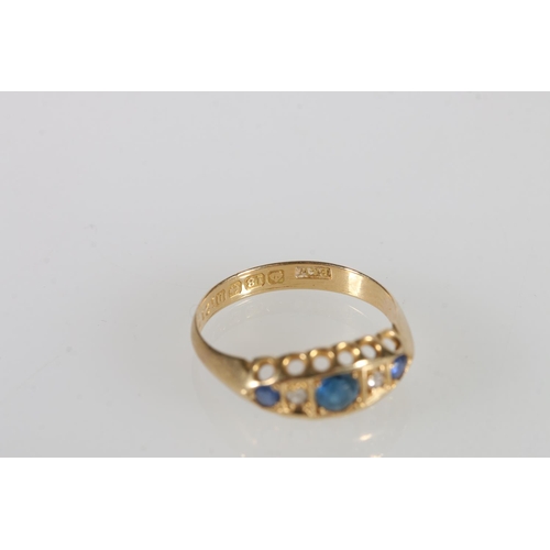 200 - 18ct yellow gold diamond and sapphire five-stone ring, makers mark 'E&W', size M, 1.99g.