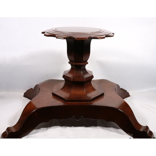 455A - William IV flame mahogany converted urn stand/occasional table, with satinwood stringing, 43 x 72 x ... 